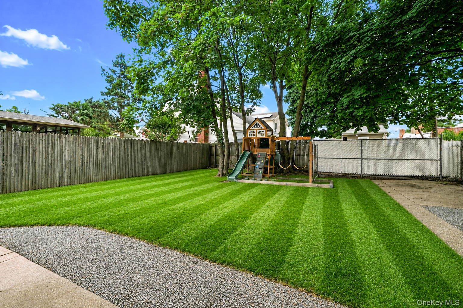 263 Valcour Avenue – For Sale photo 5