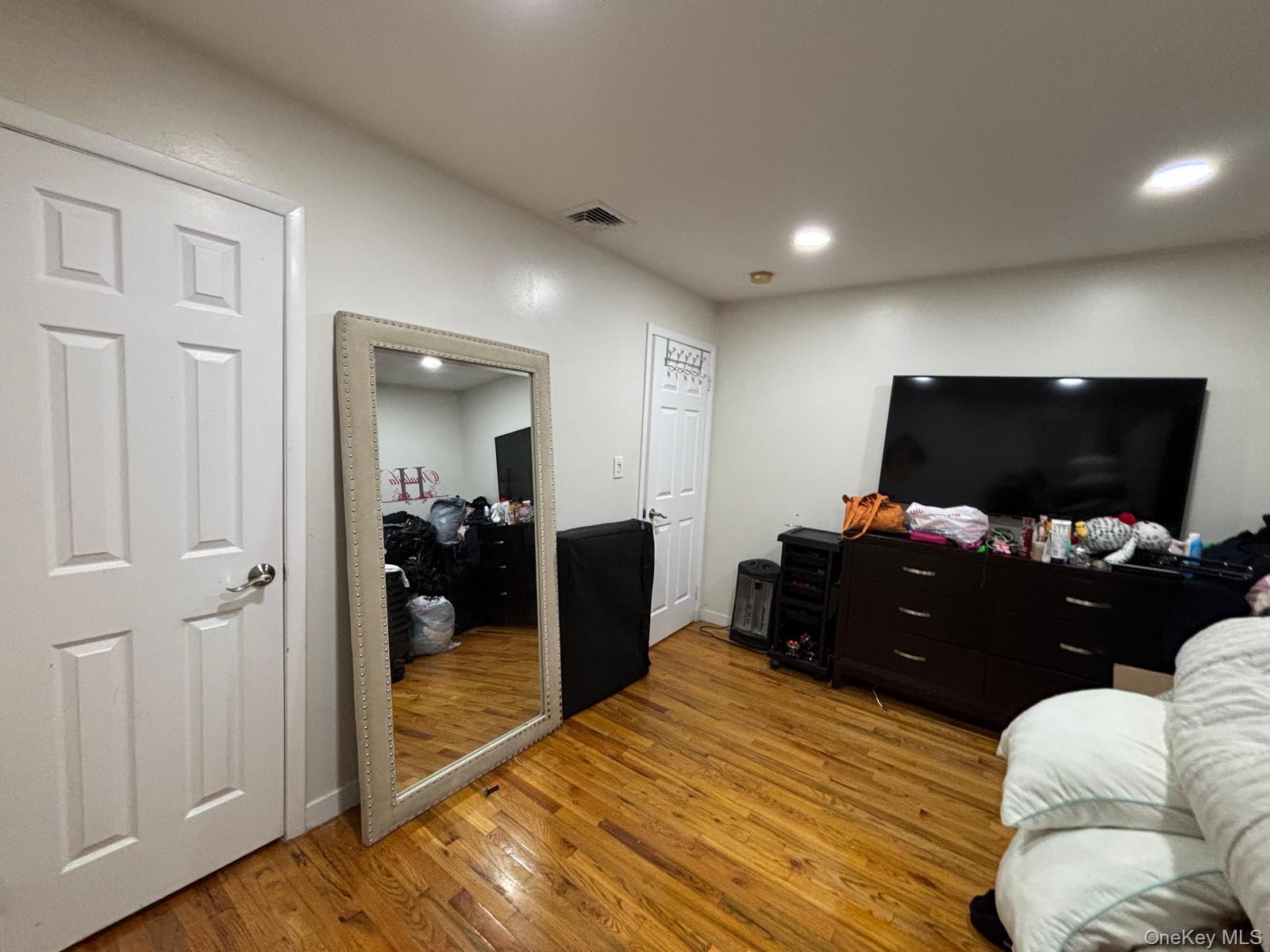 93 Peters Avenue – For Sale photo 11