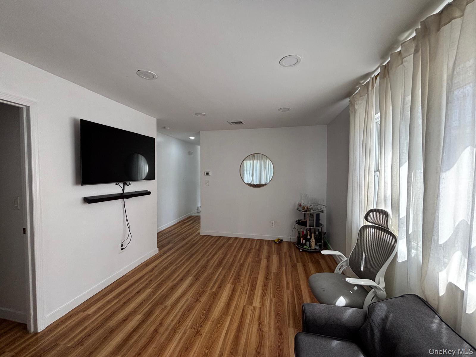 93 Peters Avenue – For Sale photo 13
