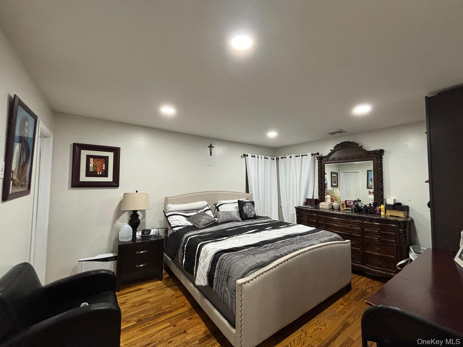 93 Peters Avenue – For Sale photo 8