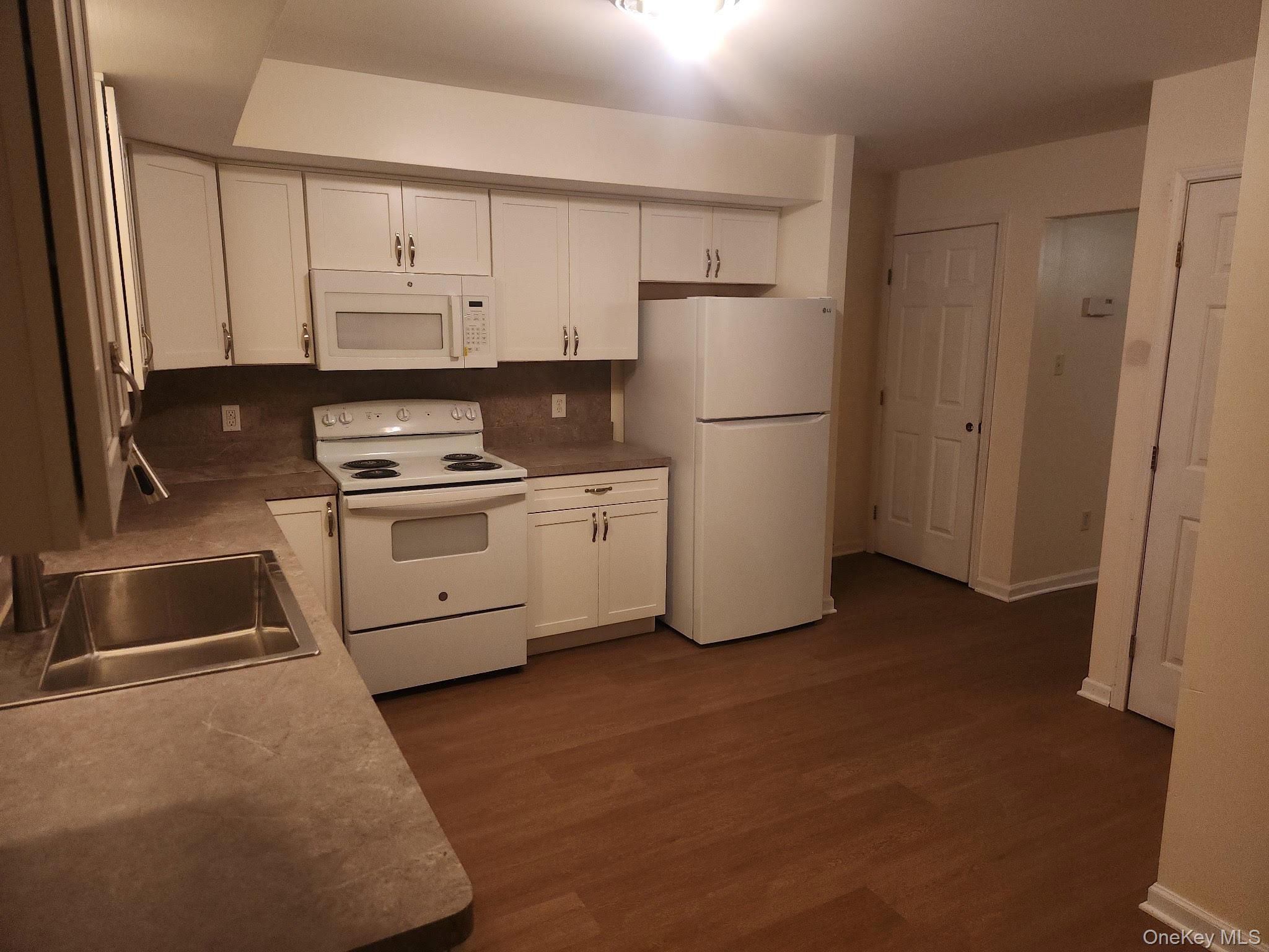 698 South Street, Unit 1 photo 4