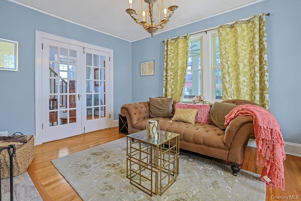 21 Anderson Avenue – For Rent photo 9