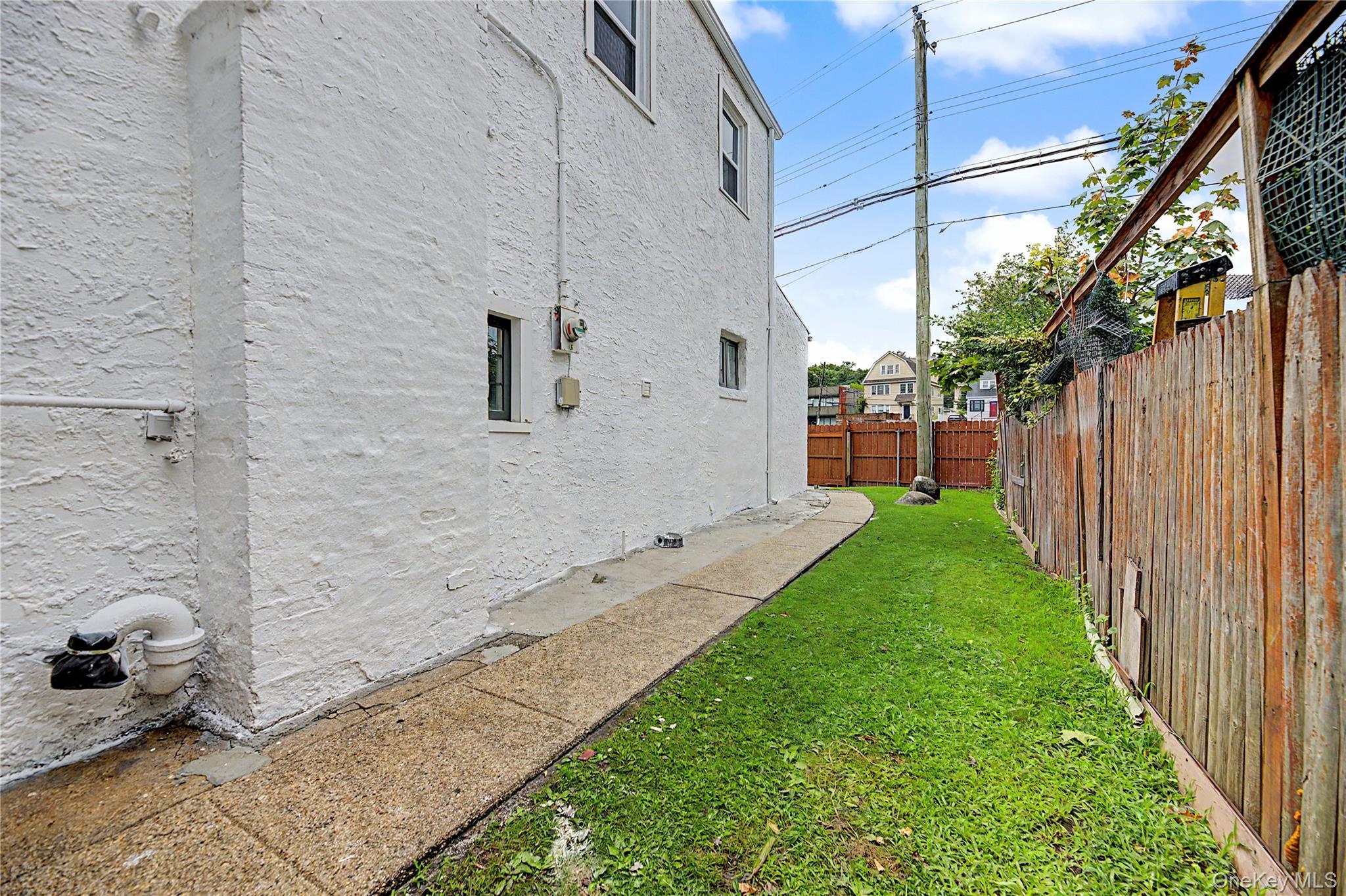 25 Longmeadow Road – For Sale photo 6