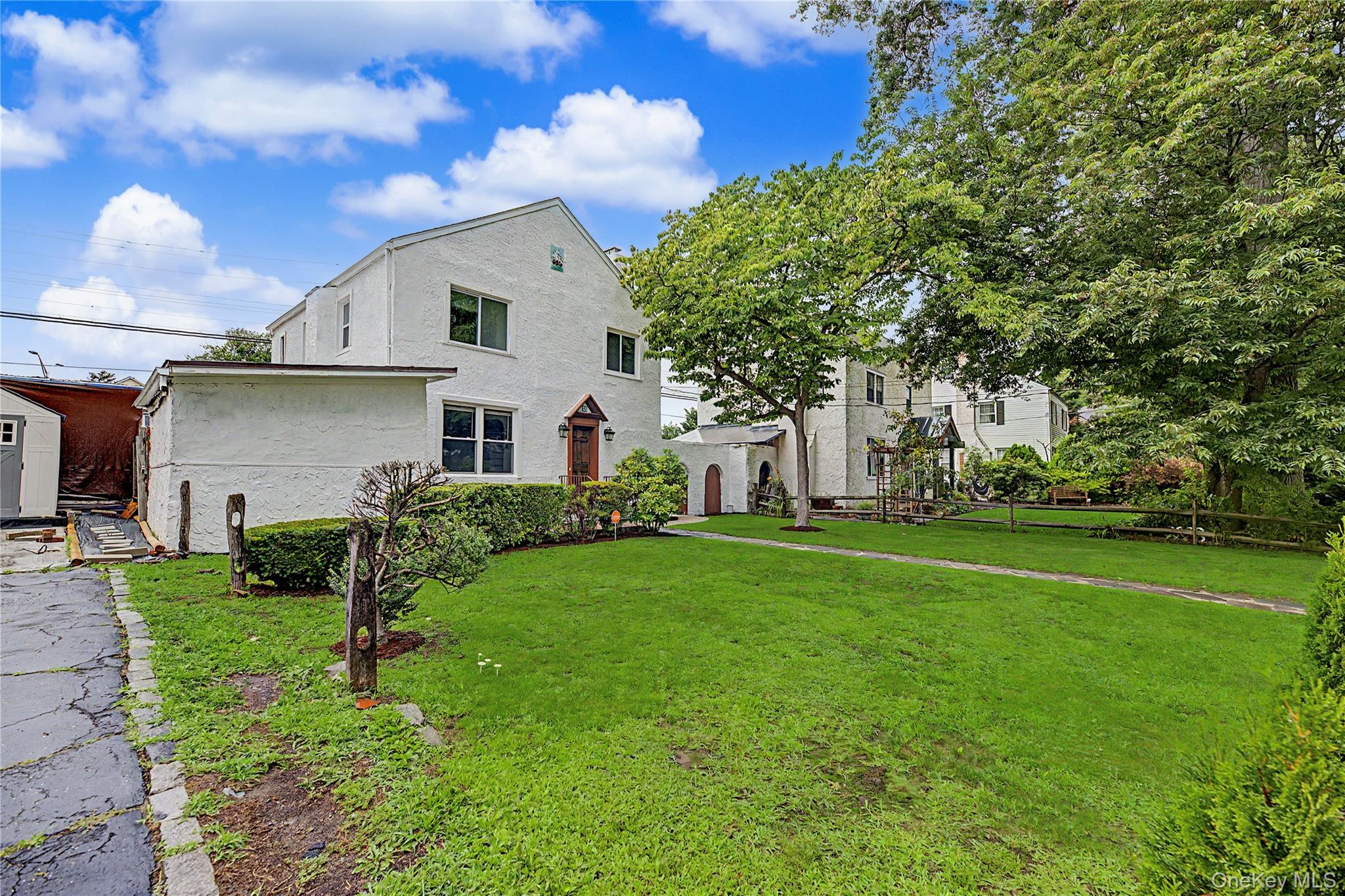 25 Longmeadow Road – For Sale photo 3