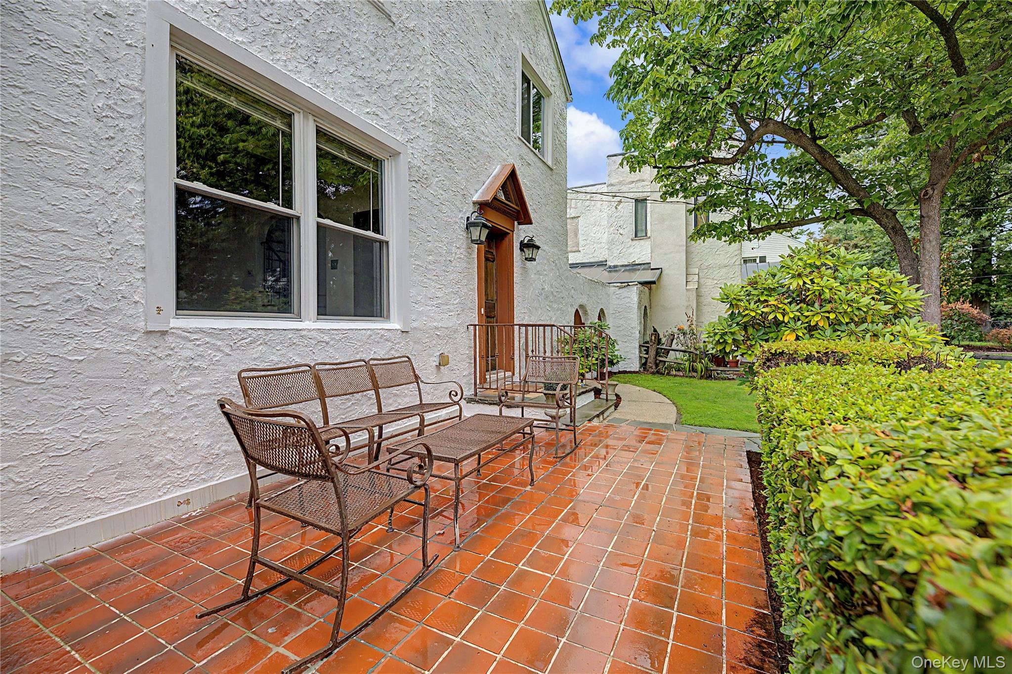 25 Longmeadow Road – For Sale photo 4