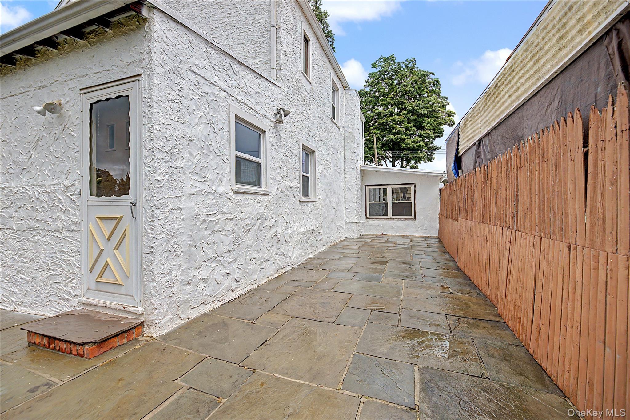 25 Longmeadow Road – For Sale photo 9