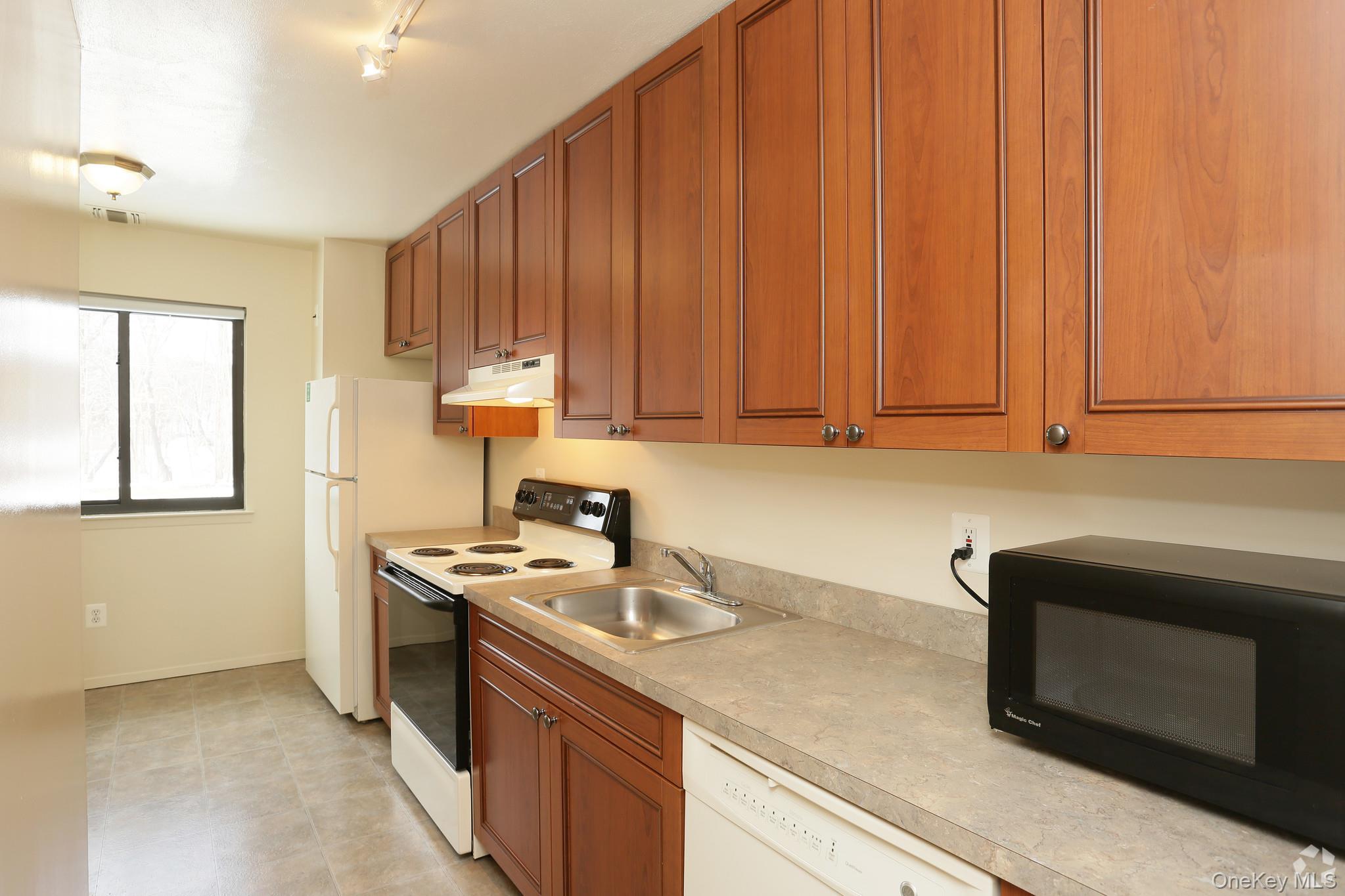 44 Route 25A, Unit 504 photo 7