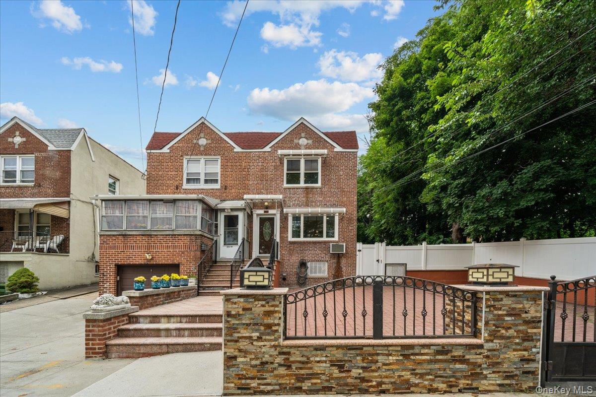 2351 Kingsland Avenue – For Sale photo 2