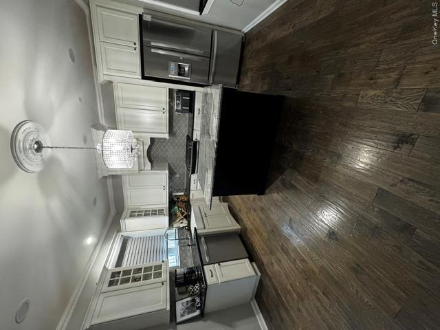 16 Boxwood Road – For Rent photo 4