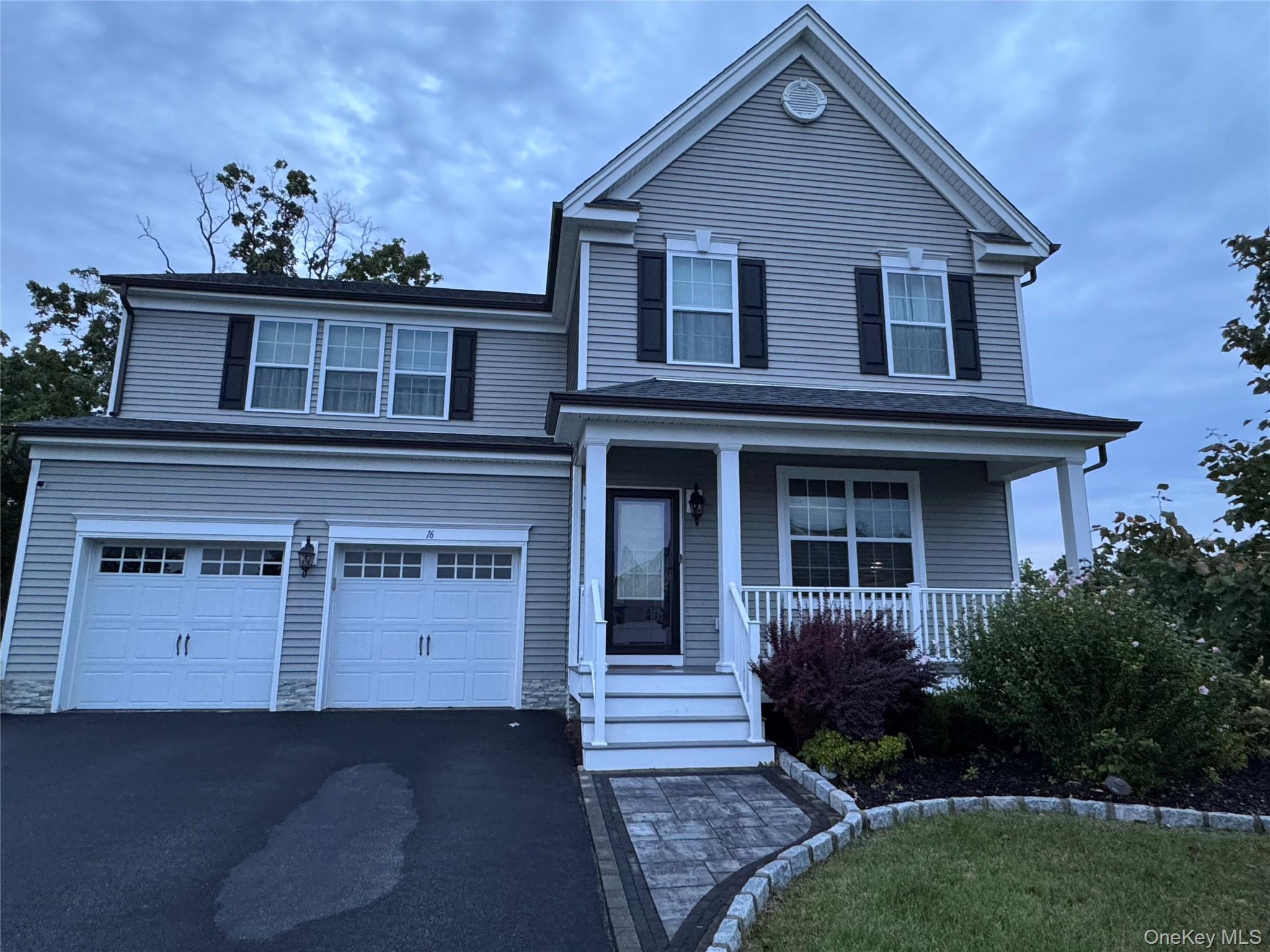 16 Boxwood Road – For Rent