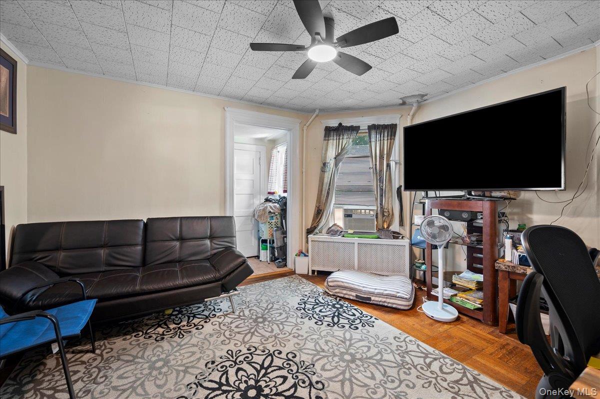 33 Soundview Street – For Sale photo 9