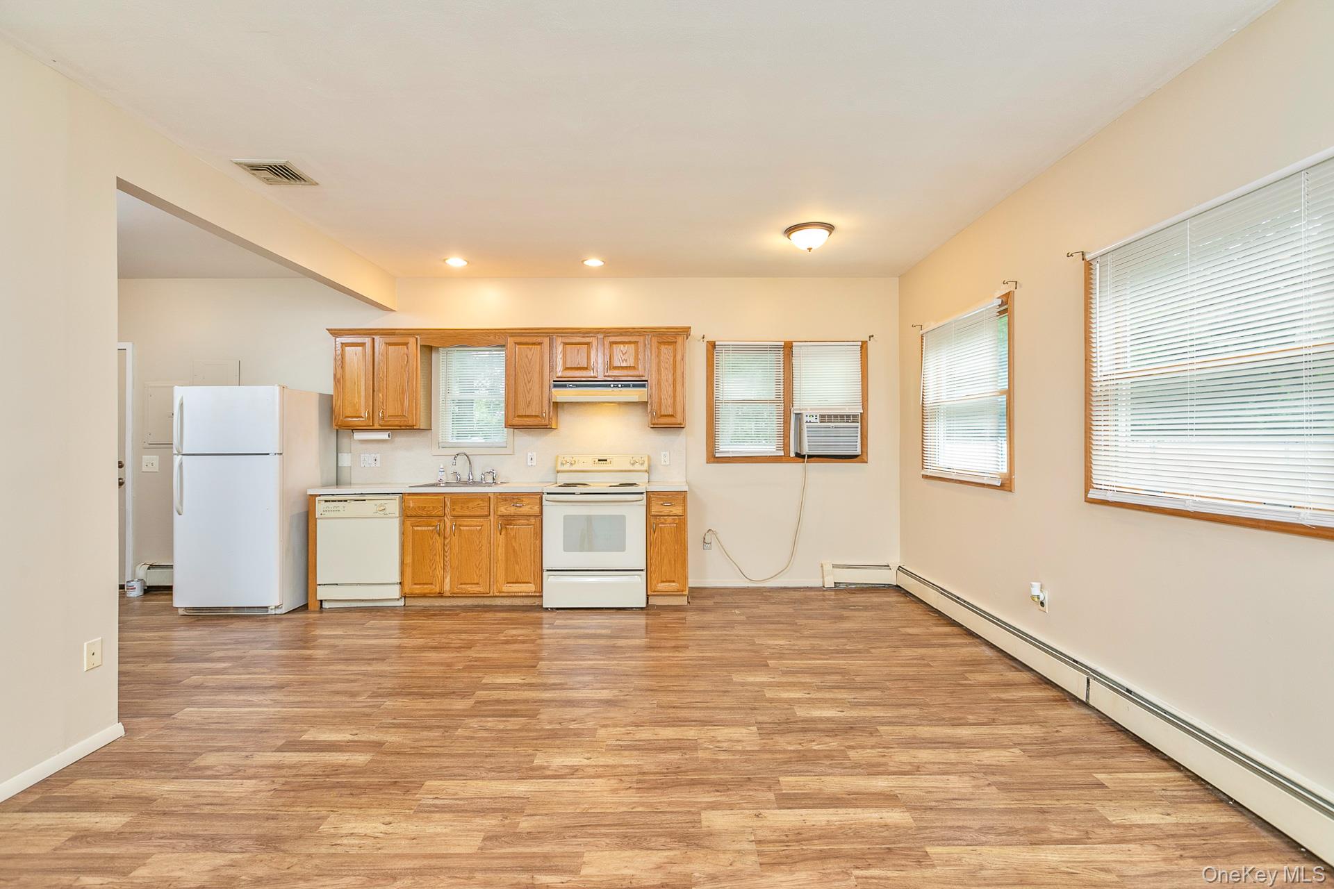 4 Brooktree Court – For Rent photo 9