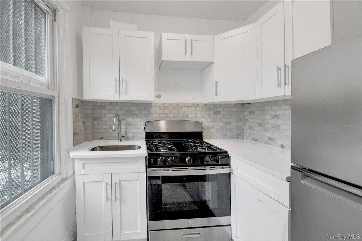 2639 Decatur Avenue – For Sale photo 16