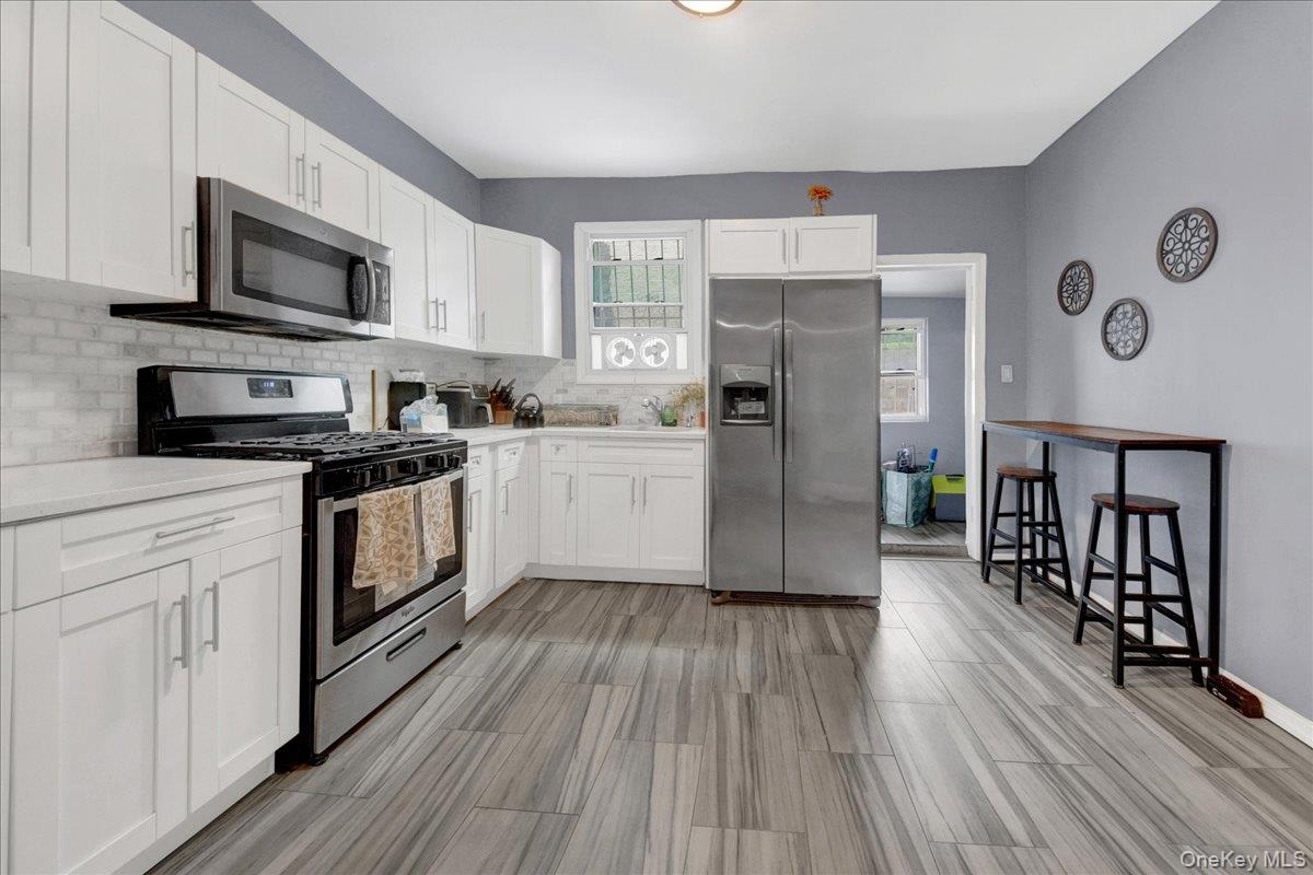 2639 Decatur Avenue – For Sale photo 2