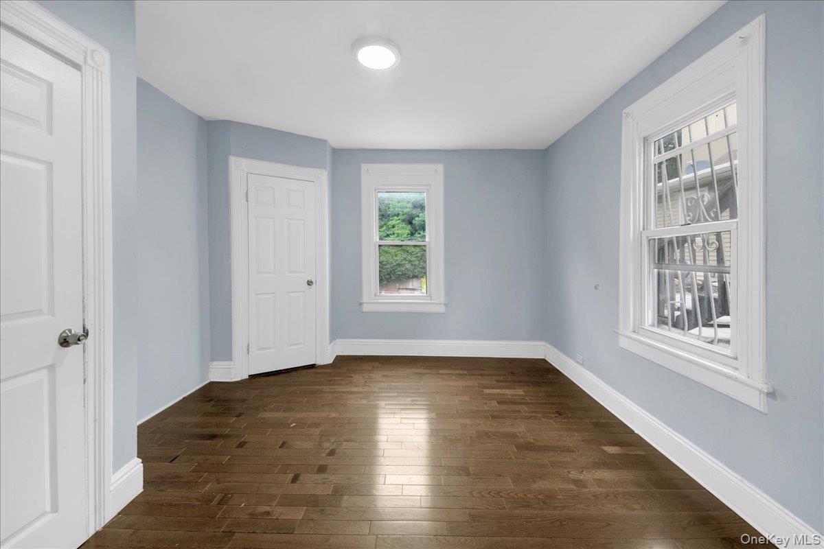 2639 Decatur Avenue – For Sale photo 4