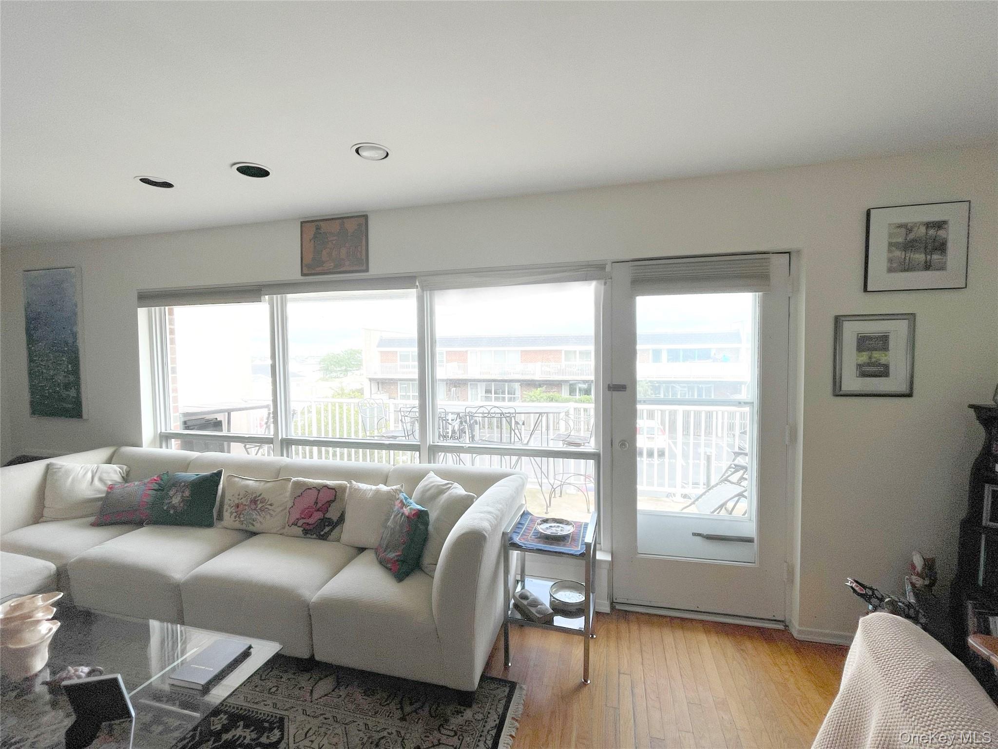 750 Lido Boulevard, Unit 24b upper photo 4