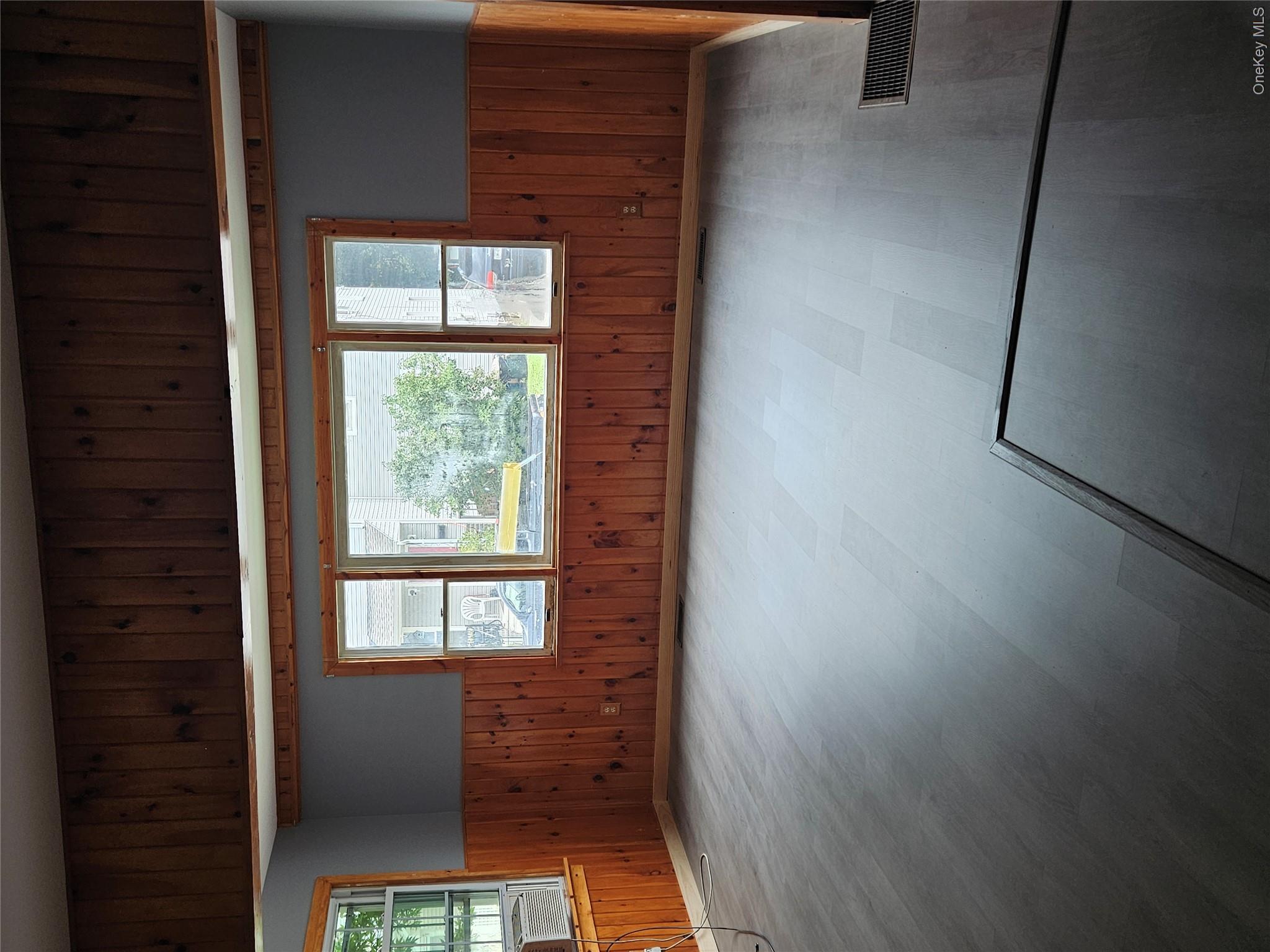 81 Franklin Street – For Rent photo 11