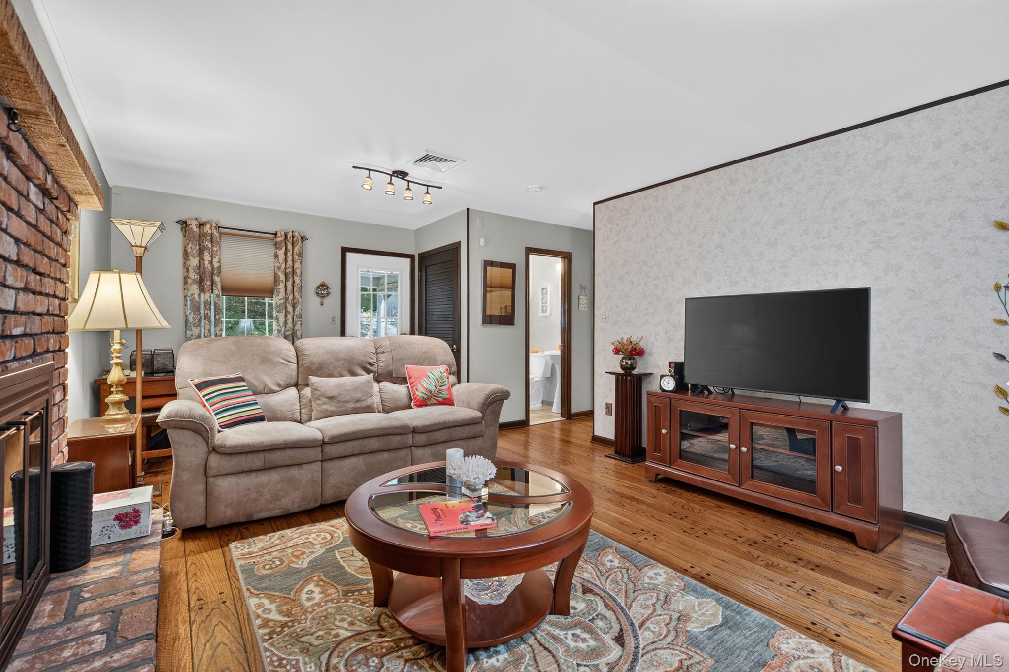 45 Goldin Boulevard – For Sale photo 11