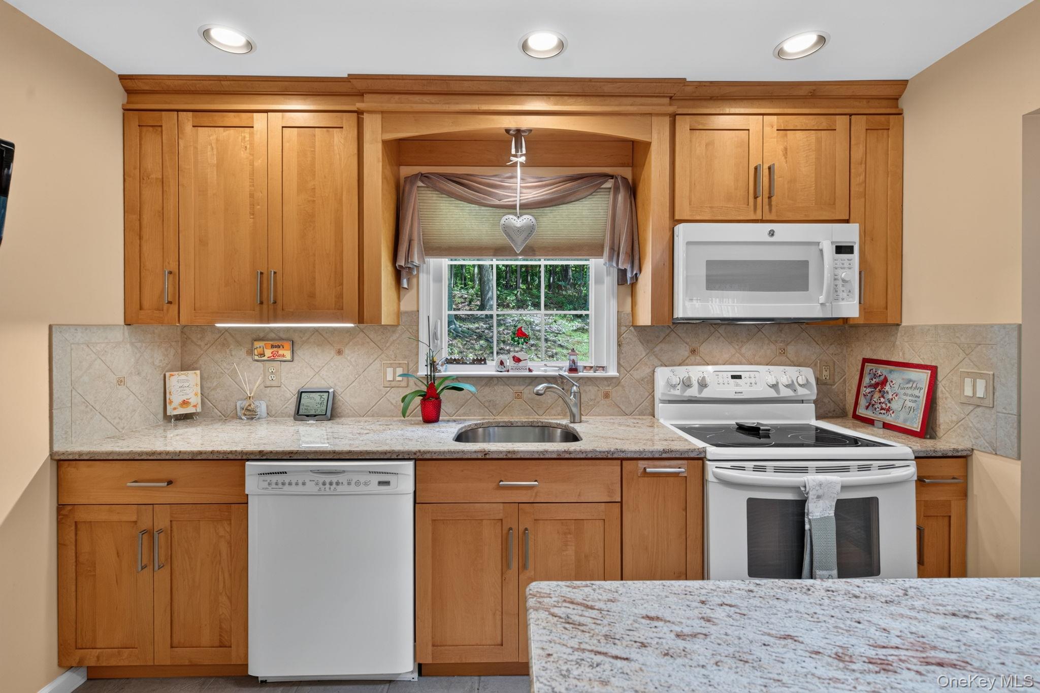 45 Goldin Boulevard – For Sale photo 4