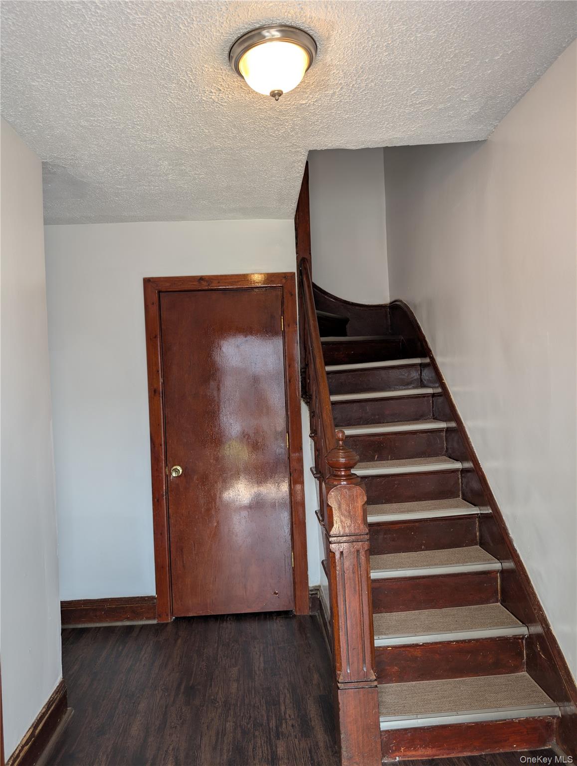 326 First Street – For Sale photo 4