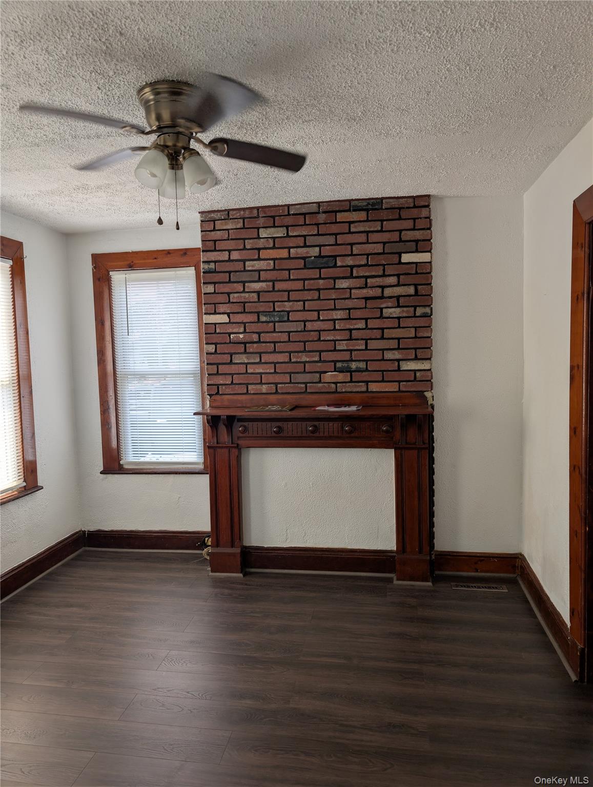 326 First Street – For Sale photo 5