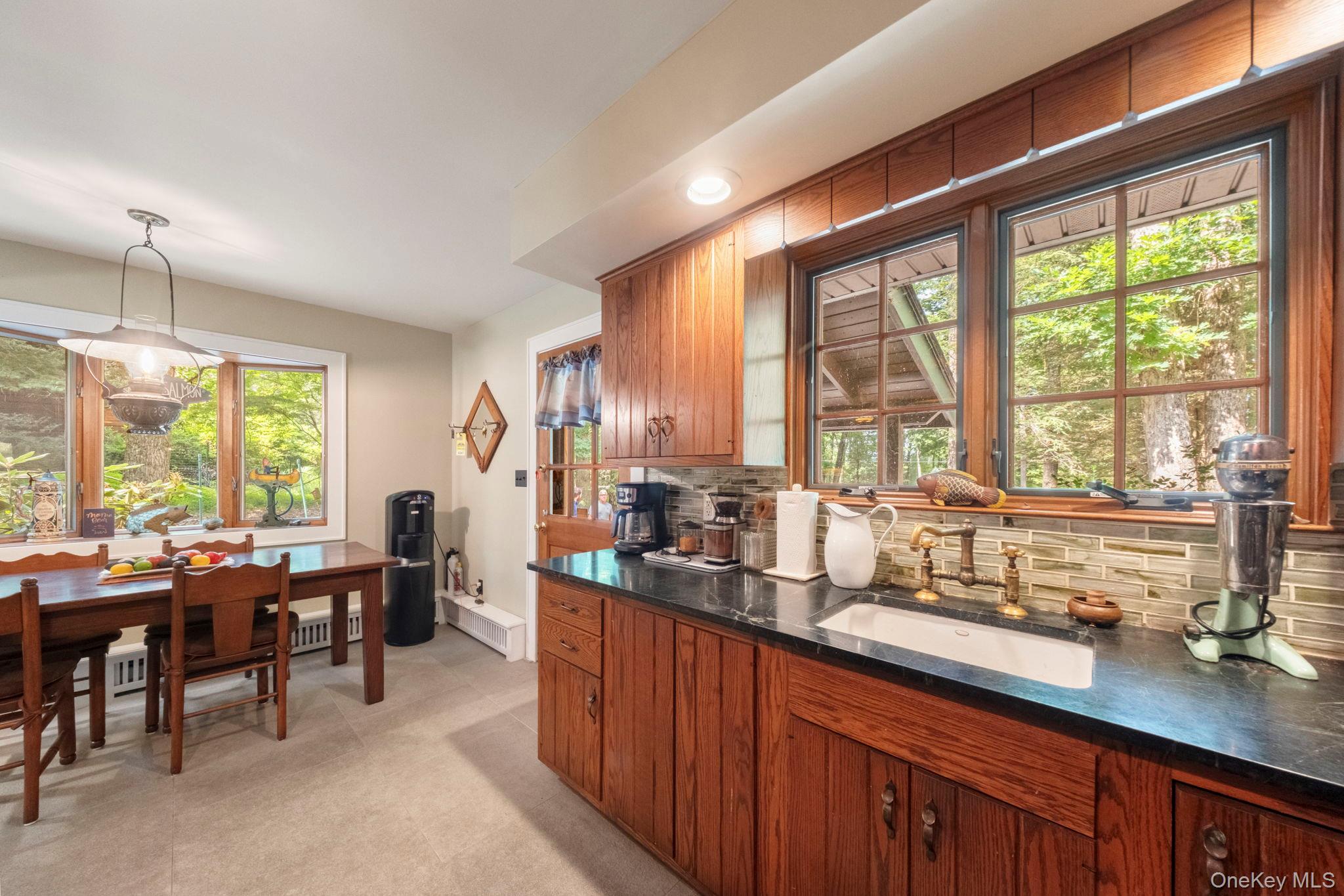 159 S Shore Drive – For Sale photo 6