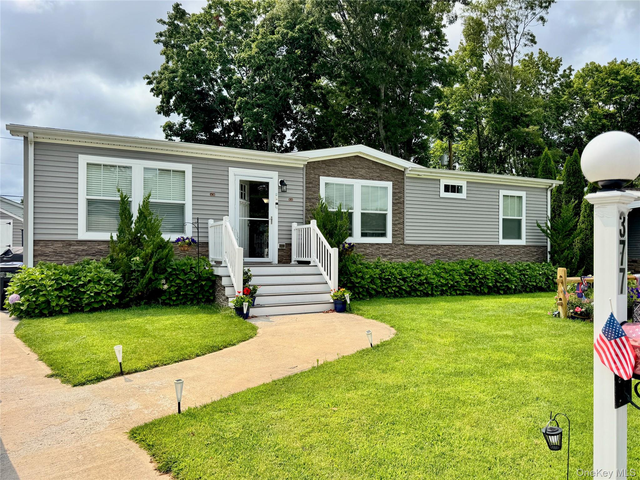1661 Old Country Road, Unit 377