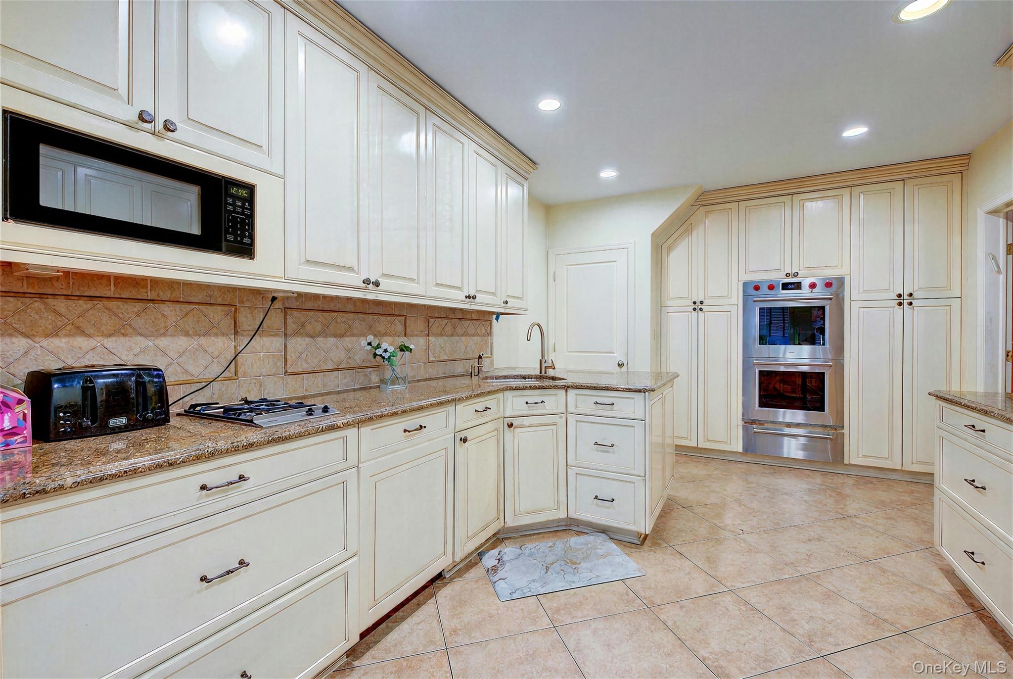 75-12 174th Street – For Sale photo 19