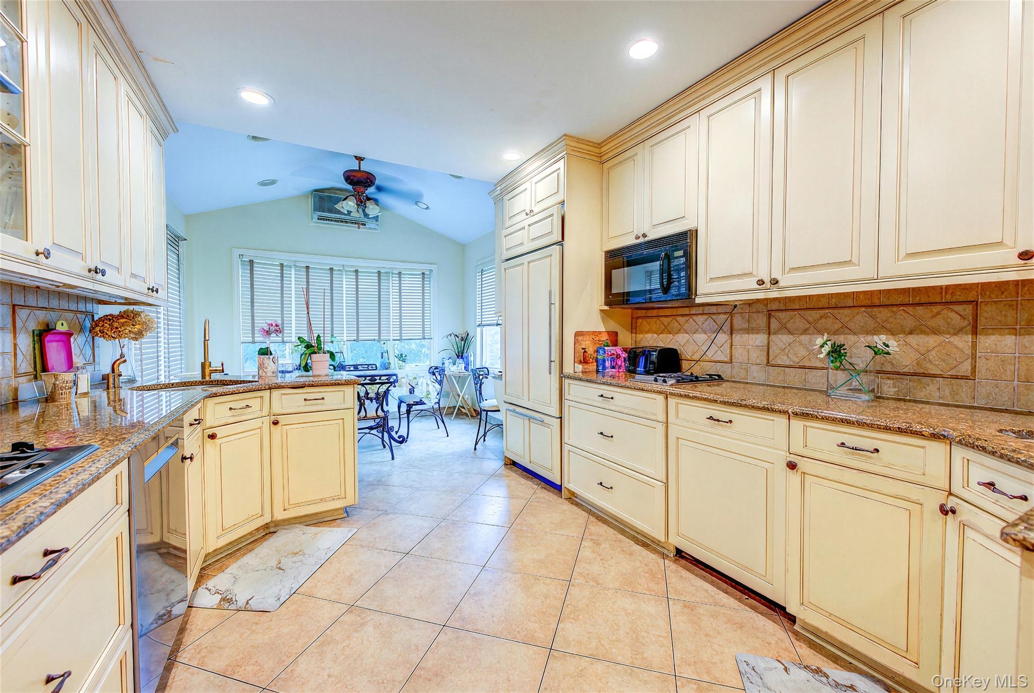 75-12 174th Street – For Sale photo 16