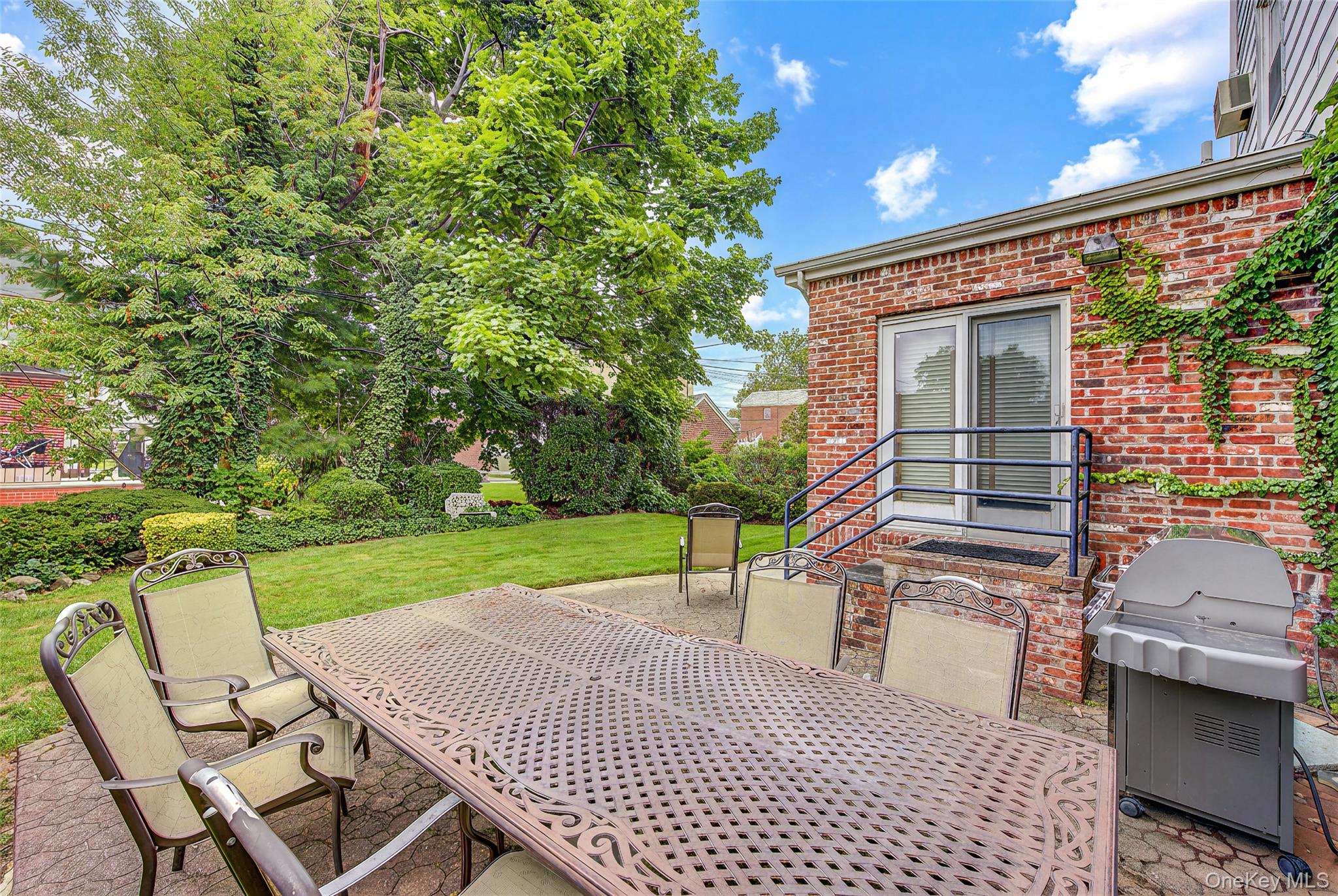 75-12 174th Street – For Sale photo 4
