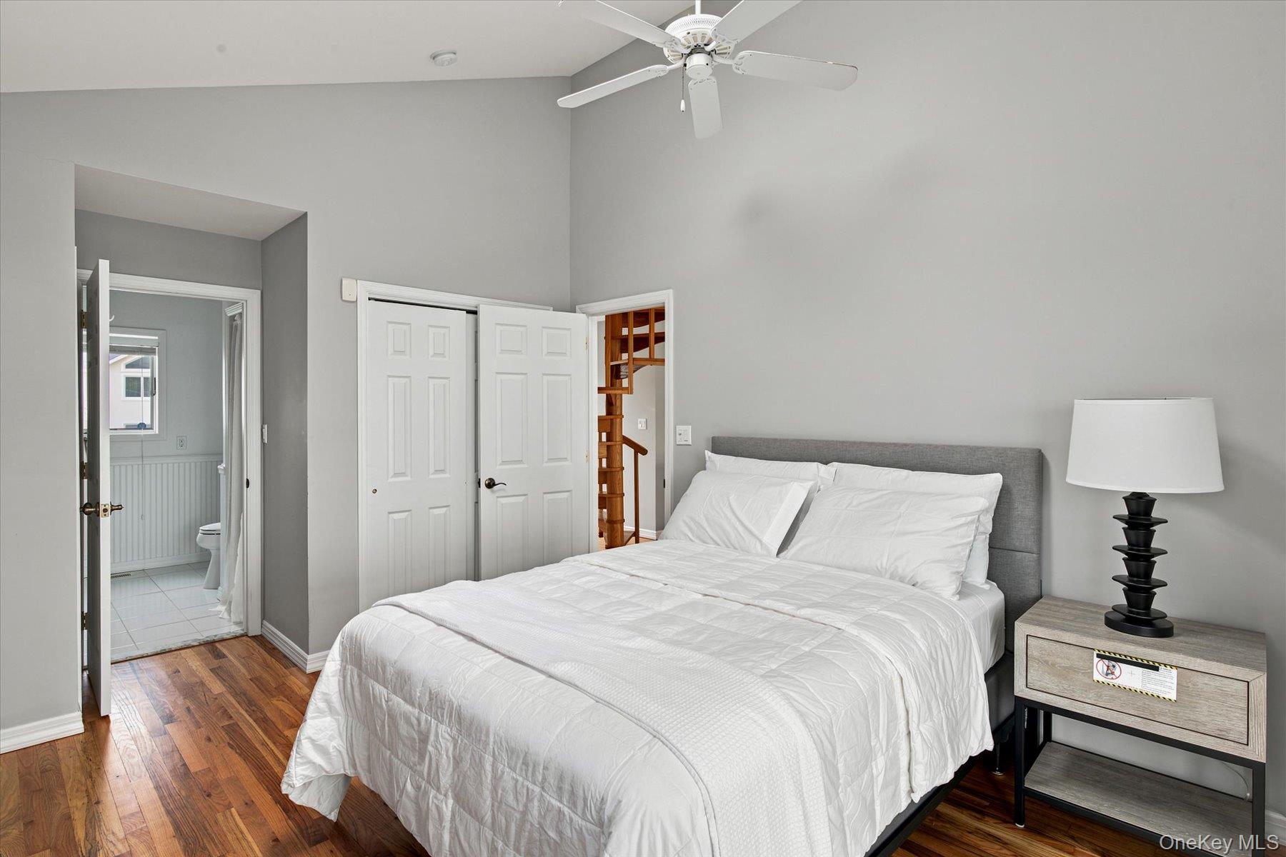 717 Dune Road – For Rent photo 14