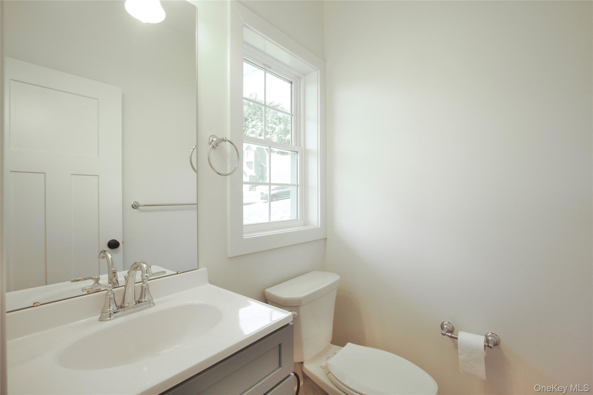 84 Frank Street – For Sale photo 9