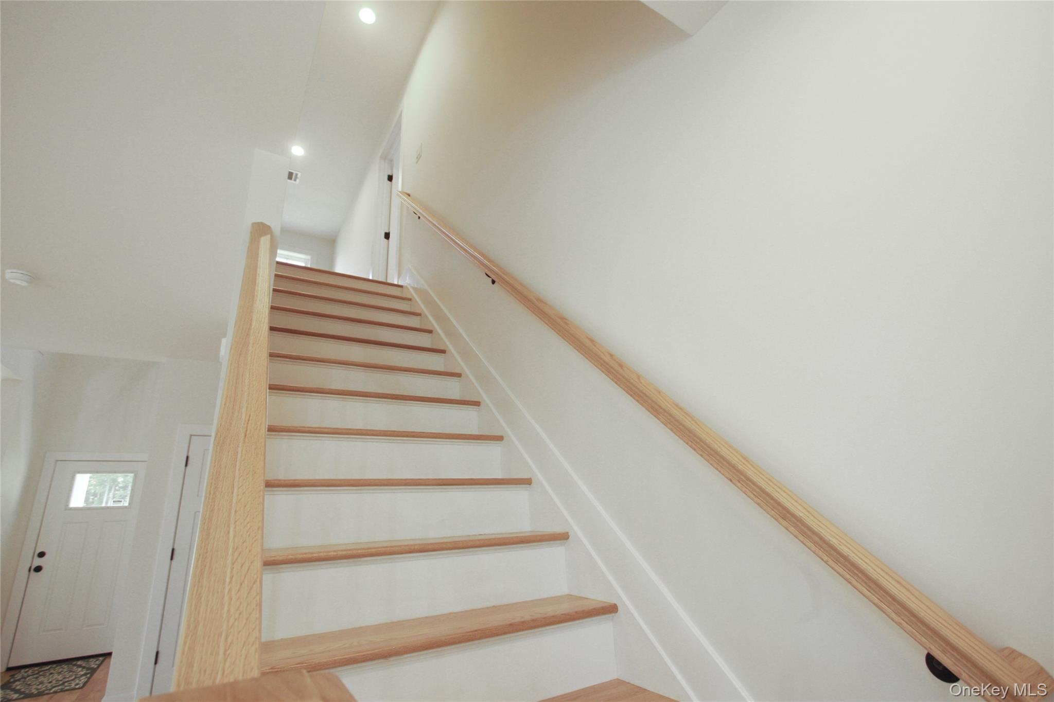 84 Frank Street – For Sale photo 10