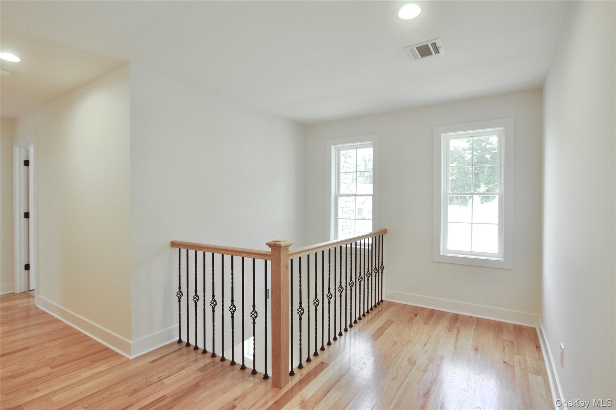 84 Frank Street – For Sale photo 11