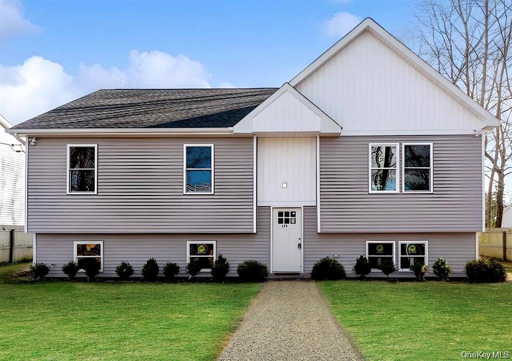 125 Lynbrook Drive – For Sale photo 3