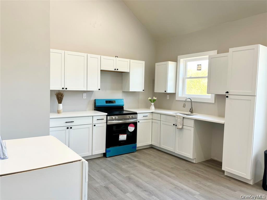 125 Lynbrook Drive – For Sale photo 8