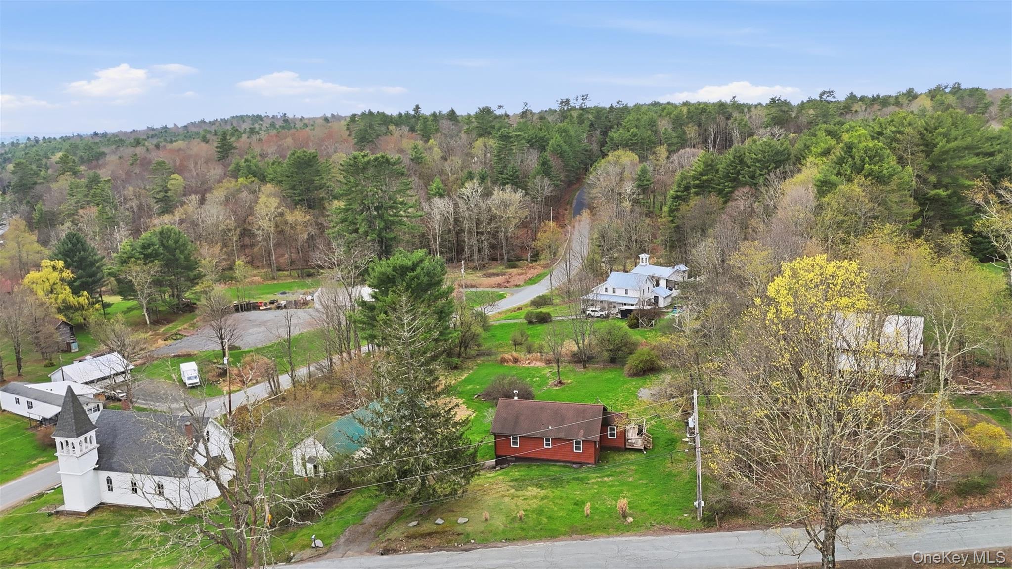 27 Old County Road – For Sale photo 4