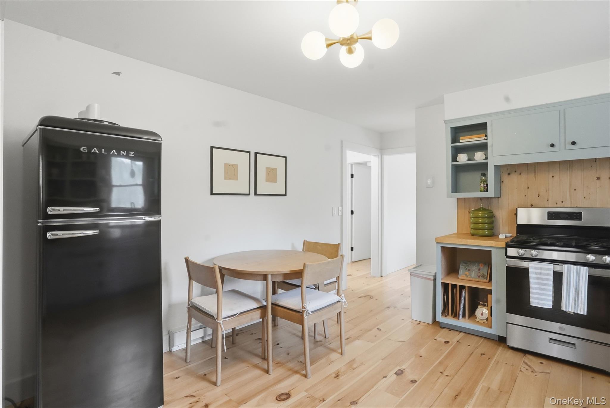 27 Old County Road – For Sale photo 22