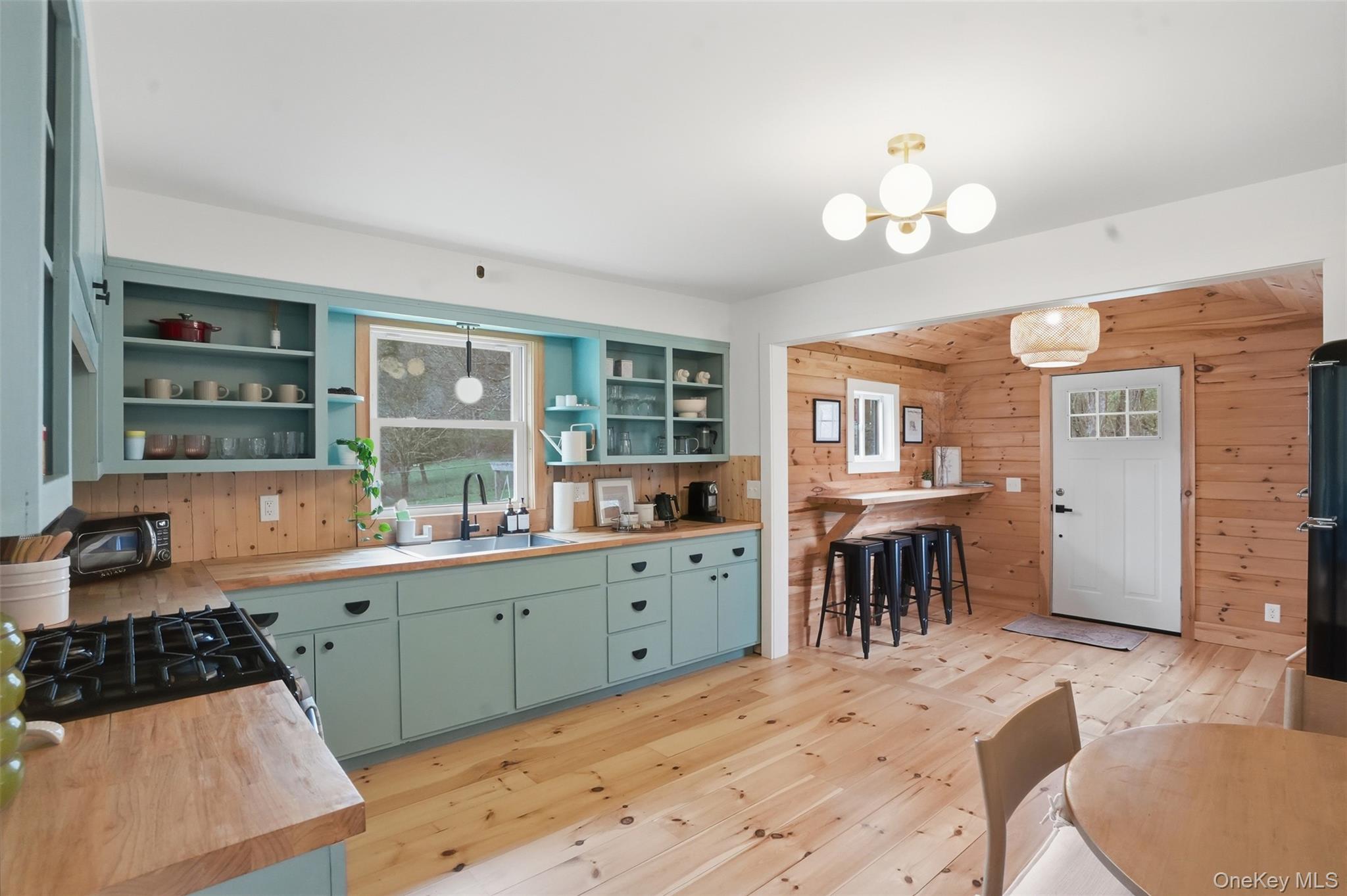 27 Old County Road – For Sale photo 20