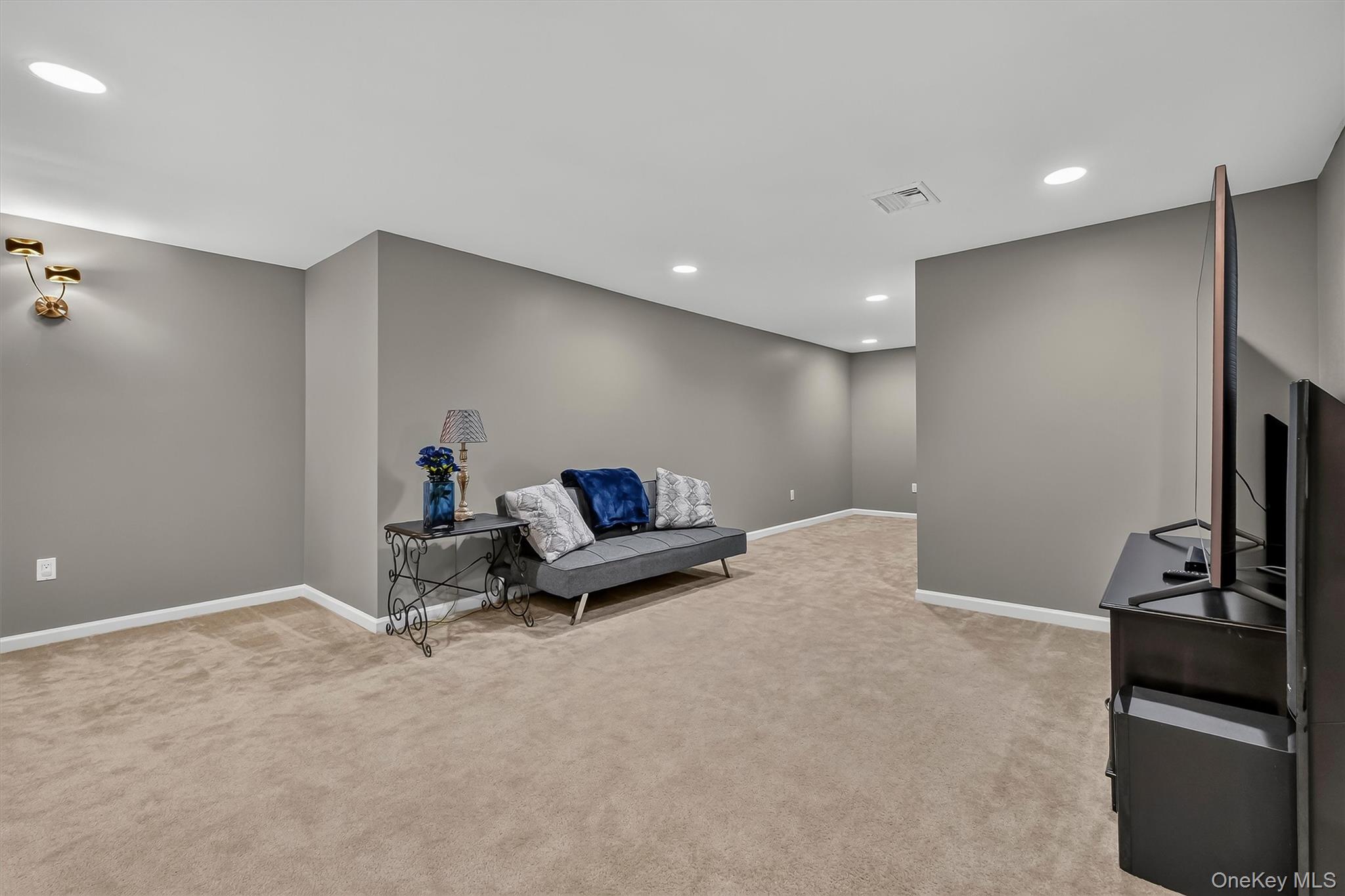 201 Roosevelt Drive – For Sale photo 37