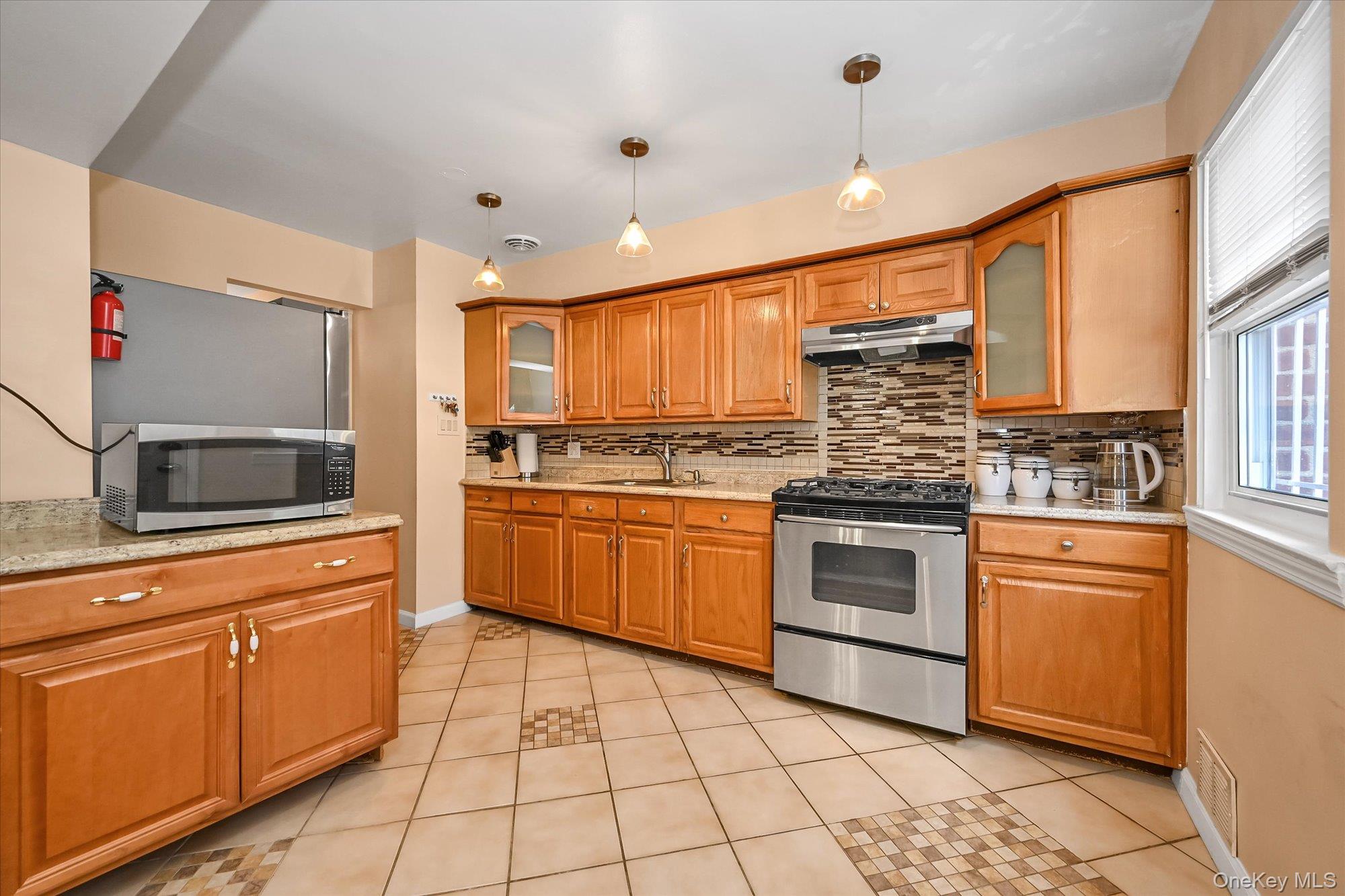 253-27 147th Avenue – For Sale photo 7