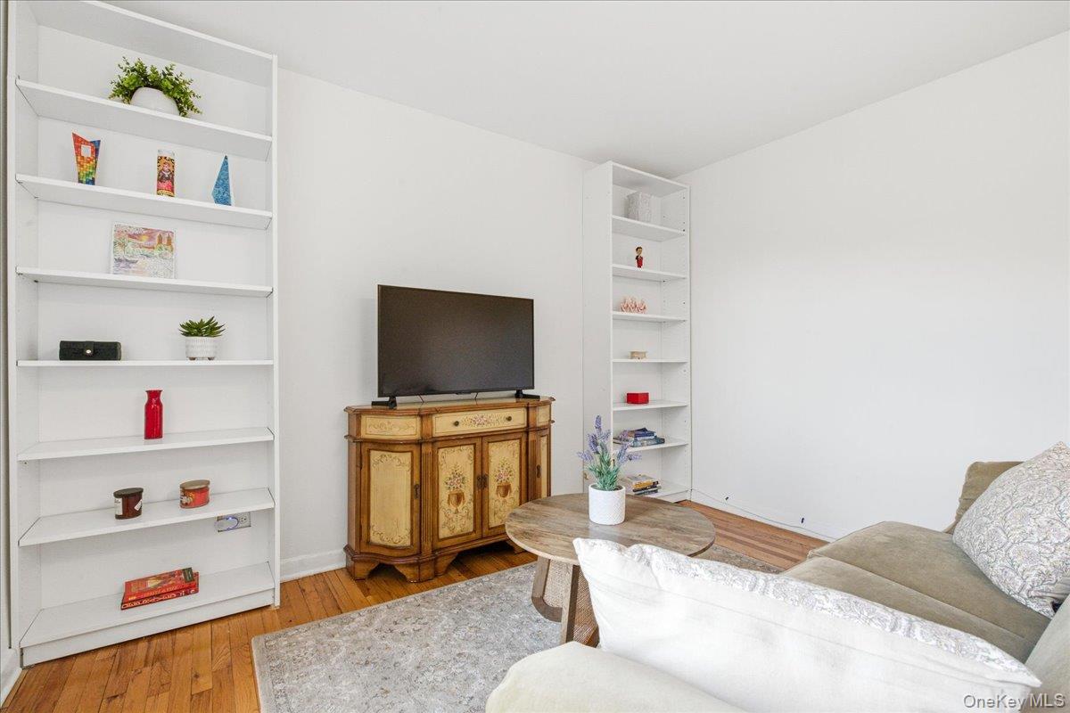 84-50 169th Street, Unit 315 photo 11