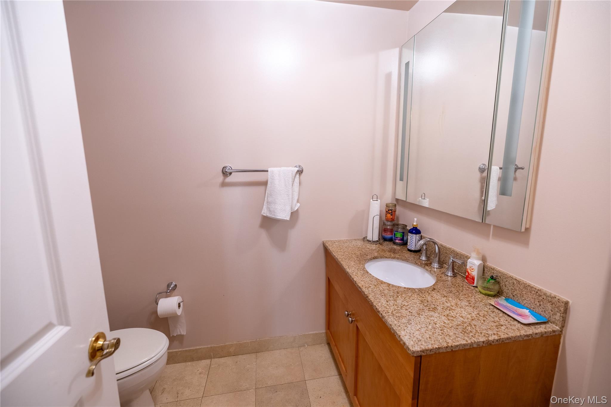 1467 Royce Street, Unit 3L photo 6