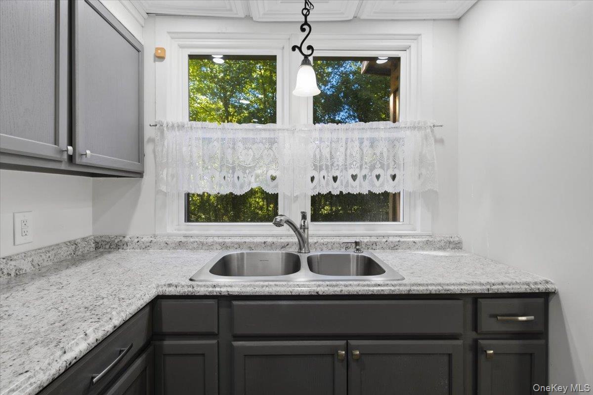 695 & 698 South Rd. – For Sale photo 9