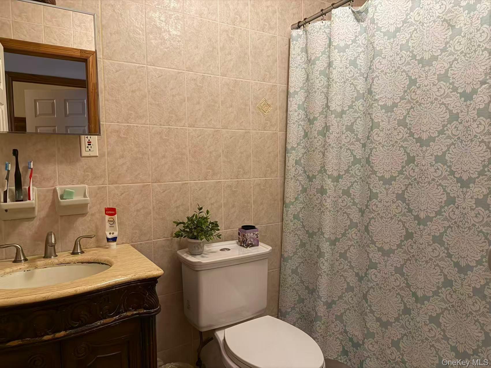 94-81 218th Street – For Sale photo 5