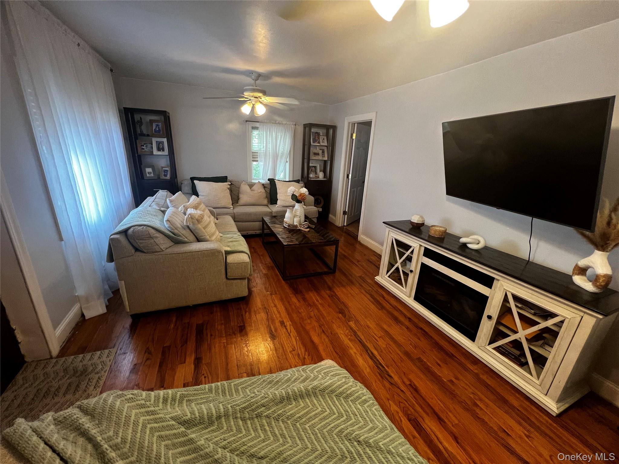 101 Sterling Avenue, Unit 2 photo 6