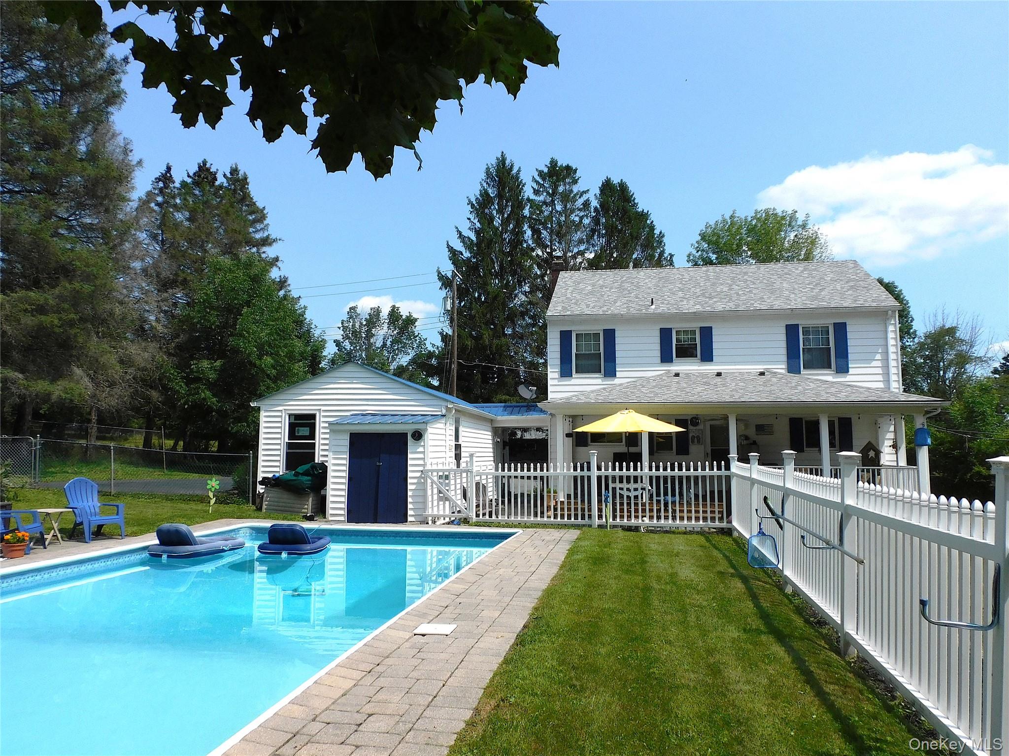 40 Kelly Avenue – For Sale photo 5