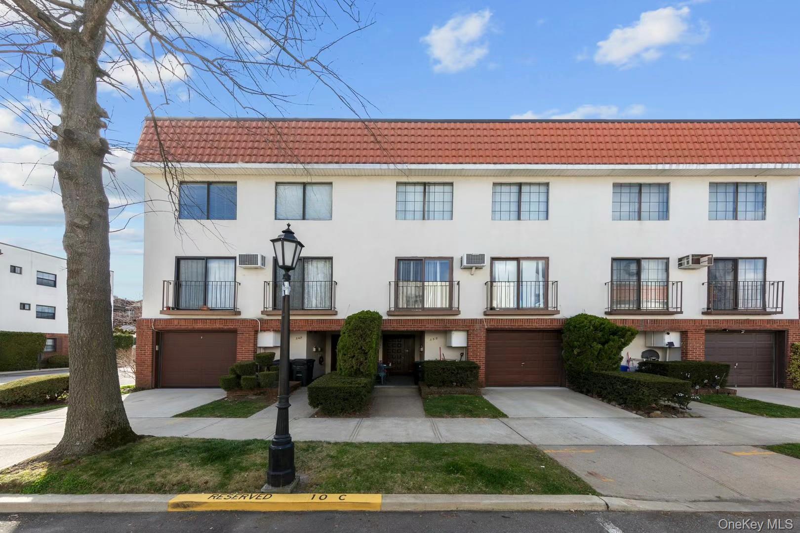 340 Julius Road, Unit 9D
