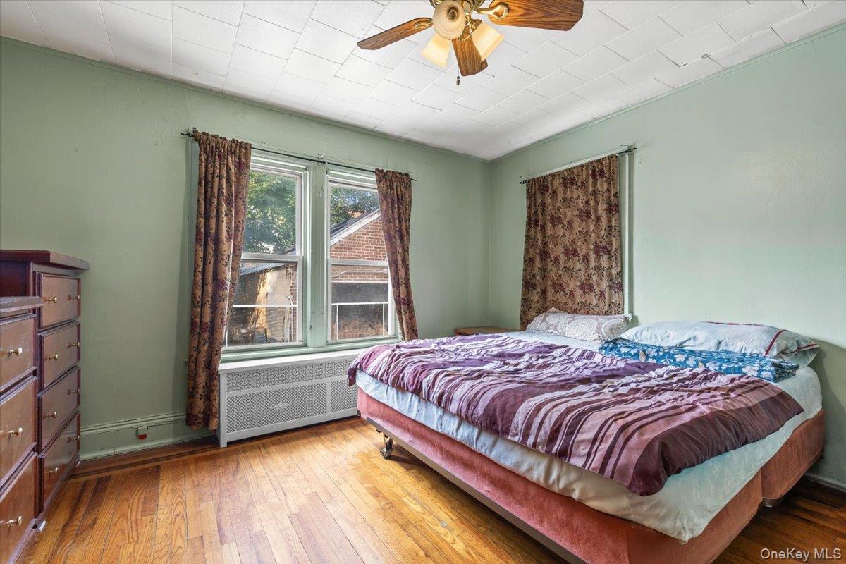 849 E 219th Street – For Sale photo 12