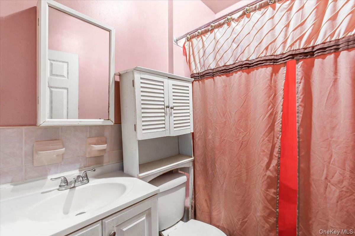 849 E 219th Street – For Sale photo 6